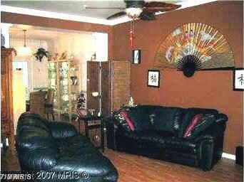 9937 Sherwood Farm Rd, Owings Mills, MD 21117 - photo 5