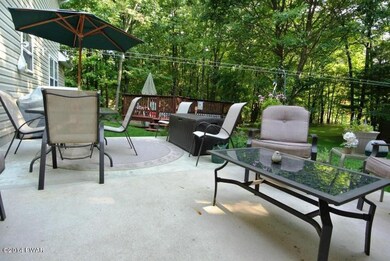 222 Blackthorn Dr, Saylorsburg, PA 18353 - photo 7