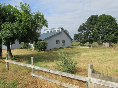 .46 Country Acres