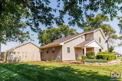 12449 Kansas 4, Topeka, KS 66610 - photo 2