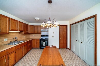 1003 Maple St, Otisco, IN 47163 - photo 5