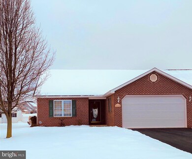 11375 Nicole Dr, Greencastle, PA 17225 - photo 2