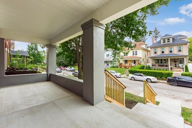 T 872 S 22nd St00095-2
