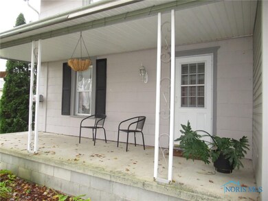 214 N Perry St, Woodville, OH 43469 - photo 3