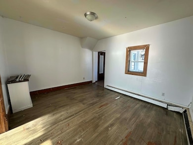 203 N Iowa St, Calmar, IA 52132 - photo 3