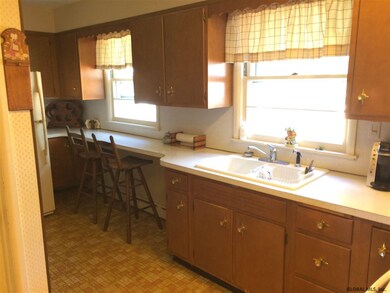 21 Prout Ave, Troy, NY 12180 - photo 7