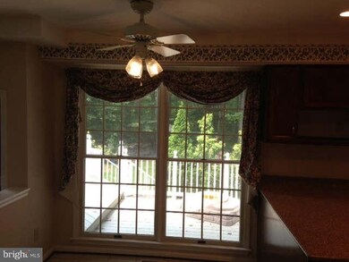 4604 Hinchingham Ln, Lothian, MD 20711 - photo 4