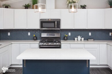 Kitchen_DMD_5620-SMALL