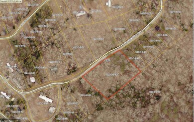 58 Lakeview Rd unit 3, Burnside, KY 42519 - photo 3