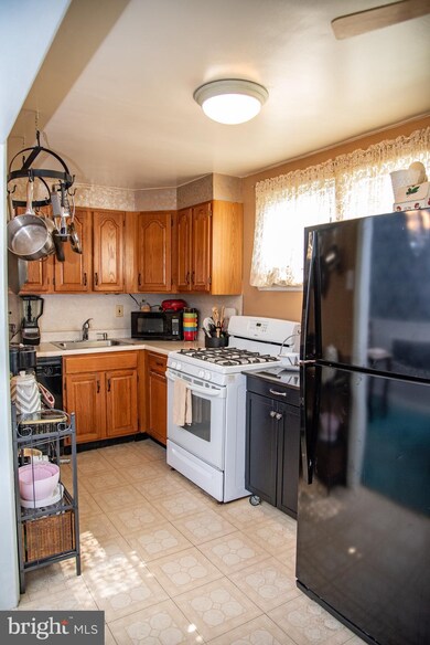 58 Briarcliffe Rd, Glenolden, PA 19036 - photo 5