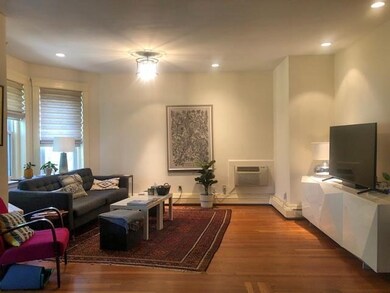 23 Warwick Rd unit 6, Brookline, MA 02445 - photo 4