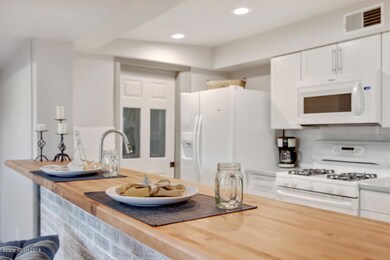 1740 N Lilac Cir, Titusville, FL 32796 - photo 3