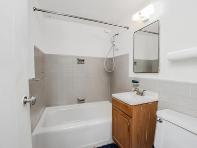 Fordham Hill Oval unit 8D, Bronx, NY 10468 - photo 7
