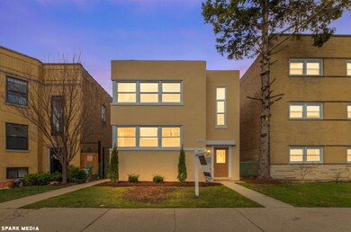 6032 N Mozart St, Chicago, IL 60659 - photo 2