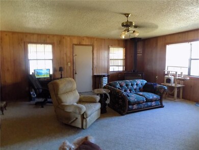 2301 W Alpine Cir, Siloam Springs, AR 72761 - photo 3