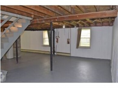 809 Cilley Rd, Manchester, NH 03103 - photo 7