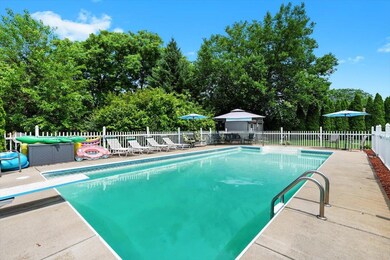 42-1683 Majon Dr