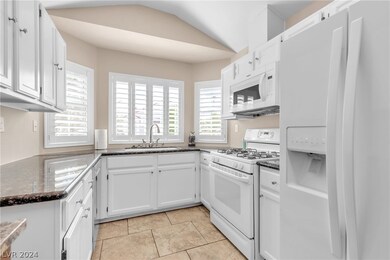 2709 Brienza Way, Las Vegas, NV 89117 - photo 5
