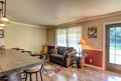 5000 Masonboro Loop Rd-large-005-1-DSC 7