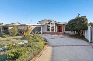 6510 E Driscoll St, Long Beach, CA 90815 - photo 2