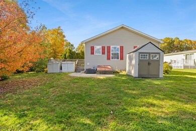 84 Lark Ln, Tiverton, RI 02878 - photo 5