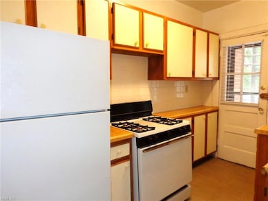 925 Brandon Ave unit C1, Norfolk, VA 23517 - photo 7