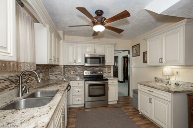 3571 Harvey Rd, Cleveland Heights, OH 44118 - photo 7