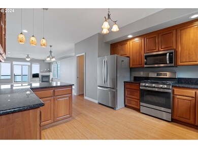 1933 SW Coast Ave unit 1, Lincoln City, OR 97367 - photo 3