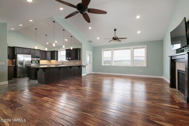 16-web-or-mls-Soldano_240301_SummitviewE