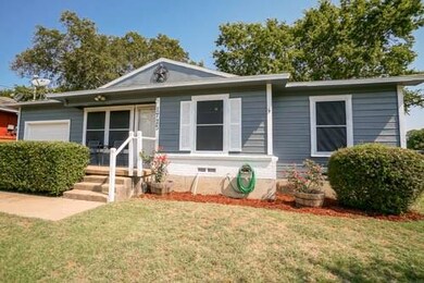 1725 E Hilton St, Sherman, TX 75090 - photo 4