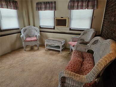 471 Kimlyn Ave, North Huntingdon, PA 15642 - photo 5