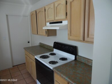 1124 E Hampton St unit A, Tucson, AZ 85719 - photo 4