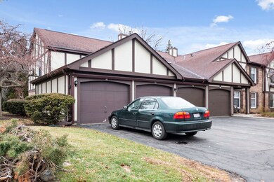 2630 Northampton Dr unit 11A1, Rolling Meadows, IL 60008 - photo 2