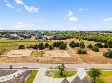 1300 Estate Dr, Ennis, TX 75119 - photo 7