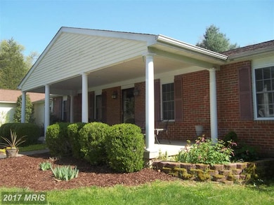 8331 Opal Rd, Warrenton, VA 20186 - photo 2