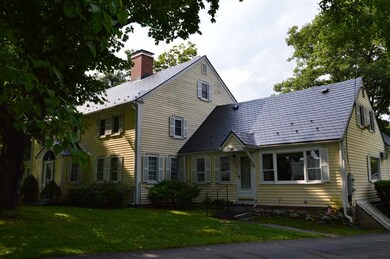 124 Governors Rd, Brookfield, NH 03872 - photo 3