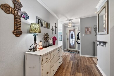 207 Gayle Cir, Bells, TX 75414 - photo 5