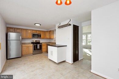 9507 Donnan Castle Ct, Laurel, MD 20723 - photo 6