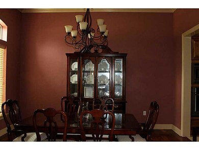 Dining Room. SPACIOUS DINING ROOM WITH BEAUTIFUL C
