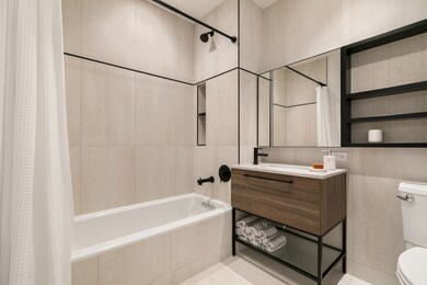 860 Lorimer St unit 3 M, New York City, NY 11222 - photo 4