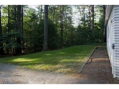 Yard/Garden. Front yard