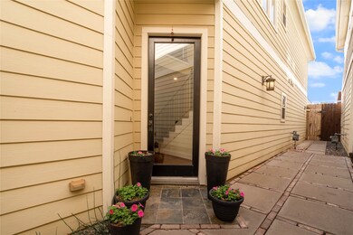 644 E 6th 1/2 St, Houston, TX 77007 - photo 5