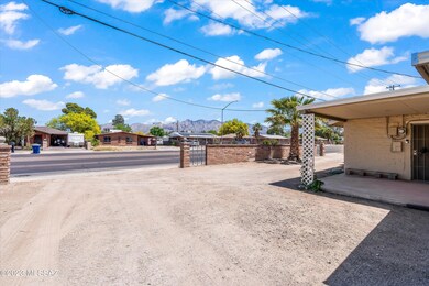 902 E Prince Rd, Tucson, AZ 85719 - photo 6