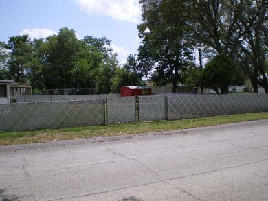 836 paul st 4