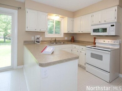 6514 Bluebird Dr, Maple Grove, MN 55369 - photo 5