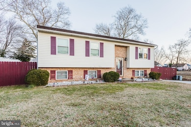 211 Mace Ave, Essex, MD 21221 - photo 3