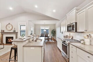 thumbnail_Orchard - Kitchen 2
