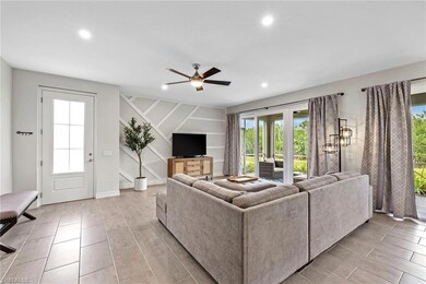 Entrance/Living Room