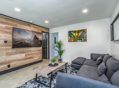 2747 Griffin Rd unit 1-3, Fort Lauderdale, FL 33312 - photo 4