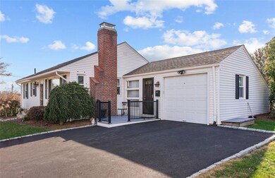 17 Althea Dr, Cranston, RI 02920 - photo 4